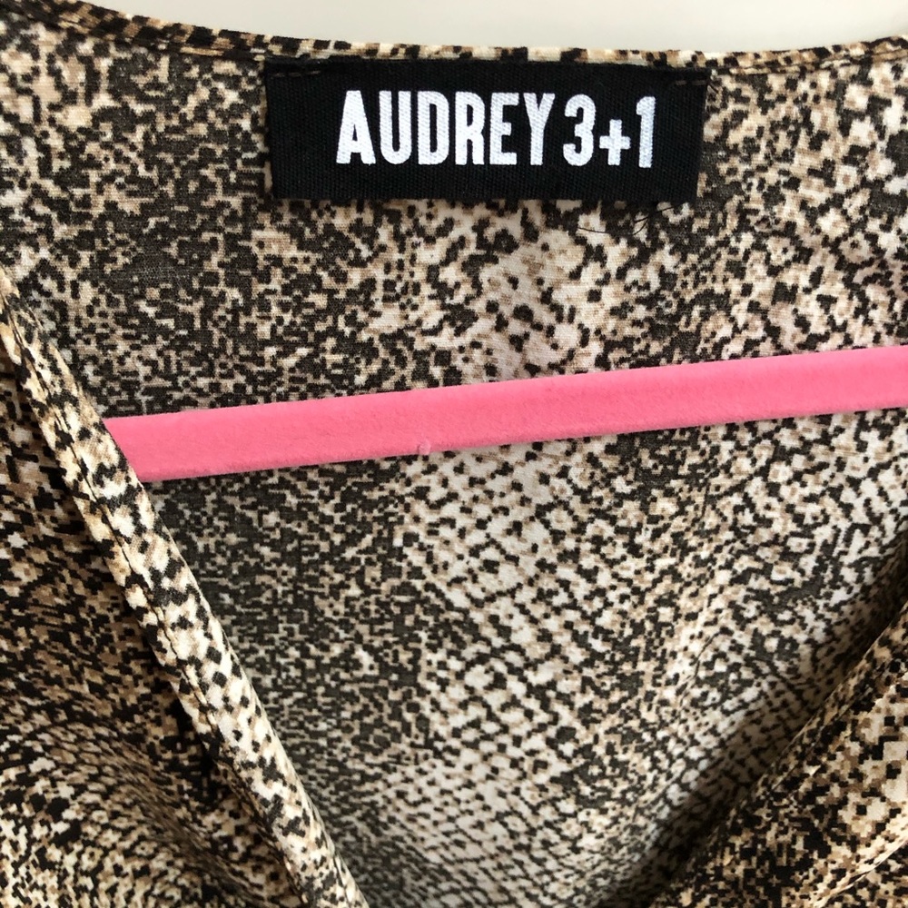 Front tie crop top - Picture 6 of 6